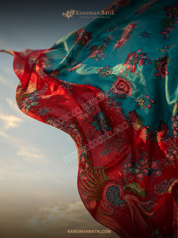 SARUNG TULIS PERANAKAN MOTIF BARONGSAI