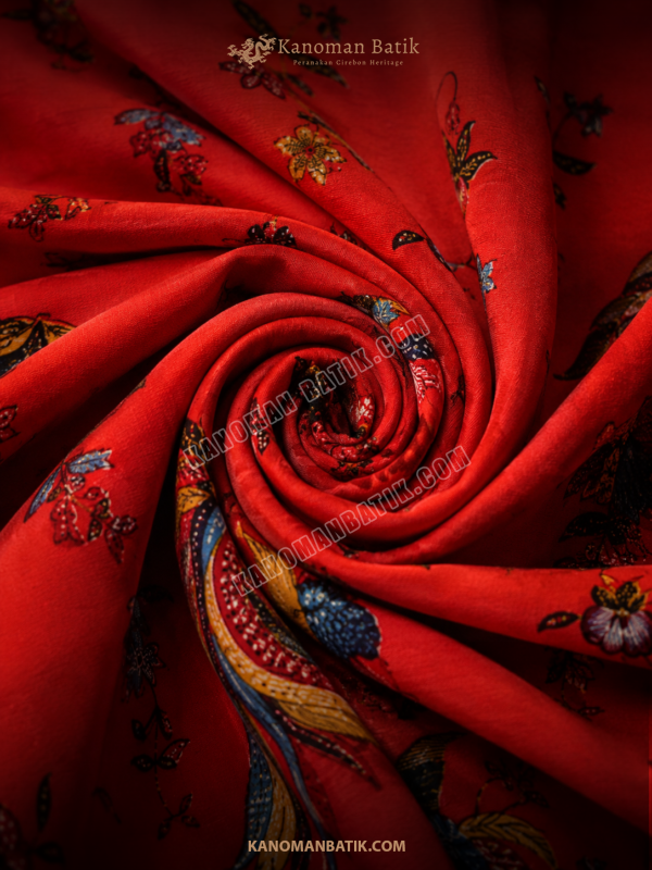 HHH2 SARUNG TULIS PERANAKAN MOTIF SATWA