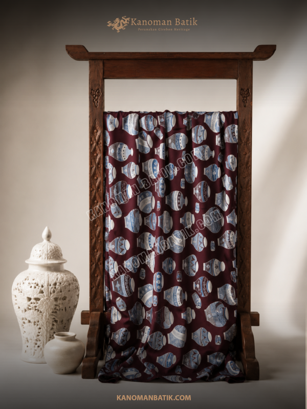 KAIN GUCI PERANAKAN TOSCA