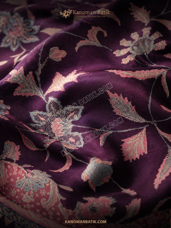 KAIN MOTIF KEMBANG SLOMPRET